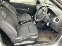 RENAULT CLIO SPECIAL EDITION PZAZ 1.2 16V 3DR HATCHBACK - 15