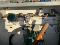 WESTERN 985lt SINGLE AXLE FAST TOW BUNDED METAL FUEL BOWSER - 16