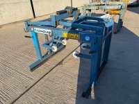 CONQUIP 1800KGS DOUBLE LIFT ADJUSTABLE BLOCK GRAB - 2