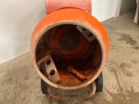 BELLE 150 110v MINI MIXER & STAND - 2