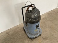 NUMATIC 110v INDUSTRIAL HOOVER - 2