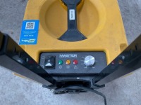 MASTER DHP20 240v DEHUMIDIFIER - 4