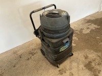 NUMATIC 110v INDUSTRIAL HOOVER - 2