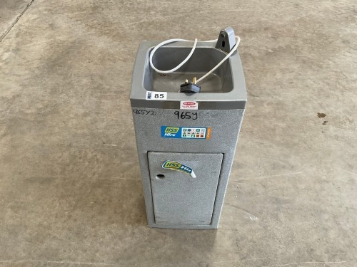 240v HAND WASH STATION