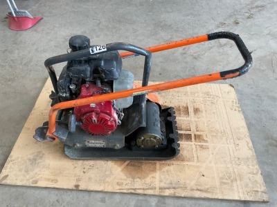 BELLE LC3251 PETROL COMPACTION PLATE