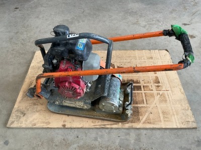 BELLE LC3214 PETROL COMPACTION PLATE