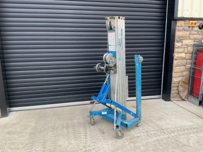 GENIE SLA15 SUPERLIFT MOBILE MATERIAL LIFT