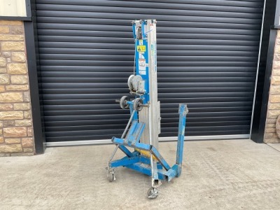 GENIE SLA10 SUPERLIFT MOBILE MATERIAL LIFT