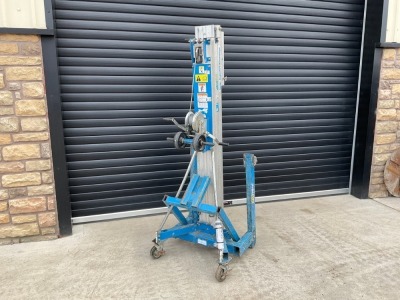 GENIE SLA10 SUPERLIFT MOBILE MATERIAL LIFT