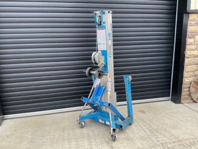 GENIE SLA10 SUPERLIFT MOBILE MATERIAL LIFT