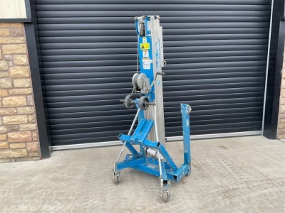 GENIE SLA10 SUPERLIFT MOBILE MATERIAL LIFT