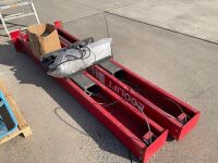 UNUSED HOWDEN EL4T29 4 TON 2 POST 240V VEHICLE LIFT - 4
