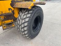 THWAITES 6 TON STRAIGHT SKIP CABBED DUMPER - 3