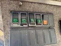 THWAITES 6 TON STRAIGHT SKIP CABBED DUMPER - 16