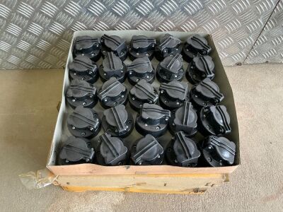 APPROX. 25No. UNUSED 7 PIN TRAILER PLUGS