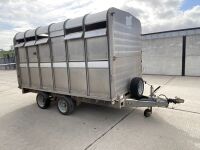 APPROX. 12.6ft x 6.6ft IFOR WILLIAMS TWIN AXLE 3500KGS LIVESTOCK TRAILER