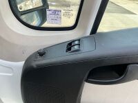 PEUGEOT BOXER 335 L4 2.0 BLUE HDI BOX VAN - 24
