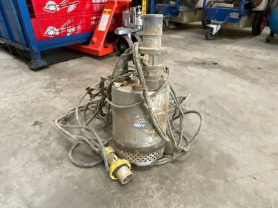 110v SUBMERISBLE PUMP