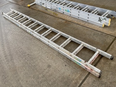 12 TREAD ALUMINIUM DOUBLE EXTENSION LADDER