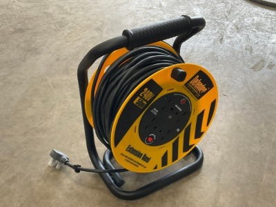 UNUSED DEFENDER 50m 240V EXTENSION LEAD