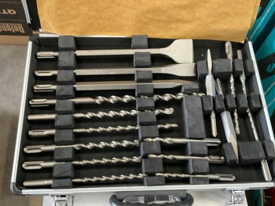 UNUSED MAKITA 17pc SDS BIT & CHISEL SET