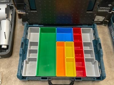 UNUSED BOSCH SCREW COMPARTMENT BOX