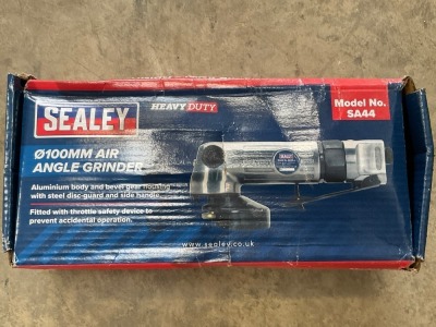 UNUSED SEALY SA44 100mm AIR ANGLE GRINDER