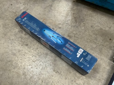 UNUSED BOSCH BT160 PROFESSIONAL TRIPOD LEGS