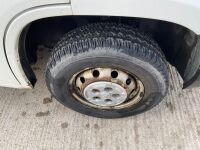 PEUGEOT BOXER 333 PROFESSIONAL L1 H1 2.0 BLUE HDI CREW VAN - 2