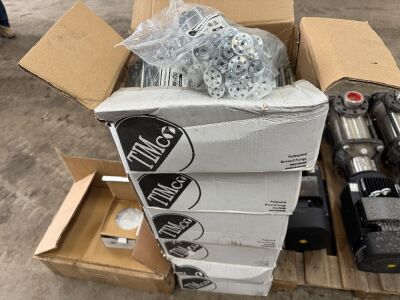 6No. UNUSED BOXES OF M8 x 200 FIXINGS