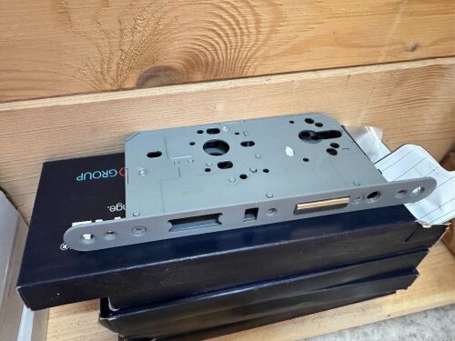 6No. UNUSED DOOR LOCKS