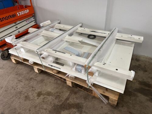 UNUSED METAL DOOR & FRAME