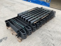 10No. UNUSED ROUND TOP METAL FENCING PANELS & 11No. POSTS - 7