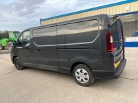 RENAULT TRAFIC LL30 BUSINESS+ LWB 2.0 BLUE DCI 130 - 13