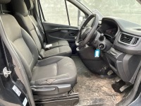 RENAULT TRAFIC LL30 BUSINESS+ LWB 2.0 BLUE DCI 130 - 18