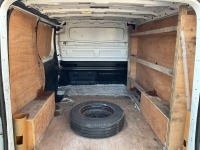 RENAULT TRAFIC SL28 BUSINESS+ SWB 2.0 BLUE DCI 130 - 16