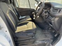 RENAULT TRAFIC SL28 BUSINESS+ SWB 2.0 BLUE DCI 130 - 23