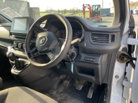 RENAULT TRAFIC SL28 BUSINESS+ SWB 2.0 BLUE DCI 130 - 24