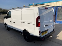 RENAULT TRAFIC SL28 BUSINESS+ SWB 2.0 BLUE DCI 130 - 11