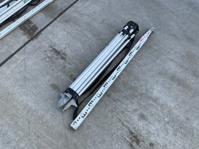 TRIPOD & STAFF