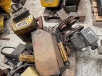 1No. GIS OVERHEAD CHAIN HOISTS