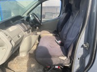 RENAULT TRAFIC SL29 SWB 2.0 DCI 115 - 12