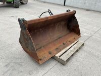APPROX. 6ft 4 in 1 BUCKET TO SUIT JCB