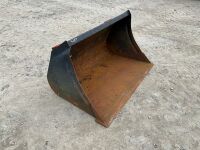 APPROX. 4.6ft BUCKET C/W EURO BRACKETS - 2