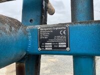 240v MONTGOMERY ENGINEERING R1000 ROTATING CHASSIS STANDS - 3