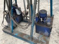 240v MONTGOMERY ENGINEERING R1000 ROTATING CHASSIS STANDS - 4