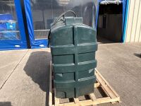 APPROX. 1100lt&nbsp;PLASTIC FUEL TANK C/W HOSE & NOZZLE - 4