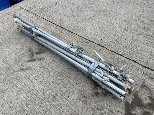 APPROX. 5No. ALUMINIUM ADJUSTABLE PROPS