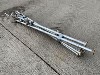 APPROX. 5No. ALUMINIUM ADJUSTABLE PROPS - 2