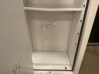 CHARVAT NEUTRON STAR SIZE 6 GRADE III SAFE C/W KEYS&nbsp; - 6